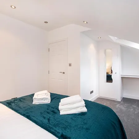 Appartement Saxon House *
